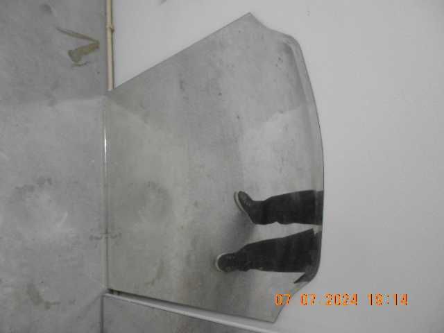 Several Large Mirrors – ATTENTION: PLEASE READ THE ADVERTISEMENT64409189282177121