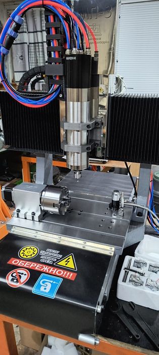 Фрезерный станок с ЧПУ МП-3 по металлу.