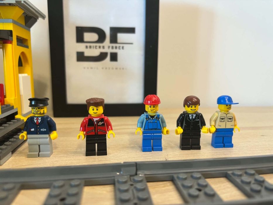 Lego trains 7997 train station