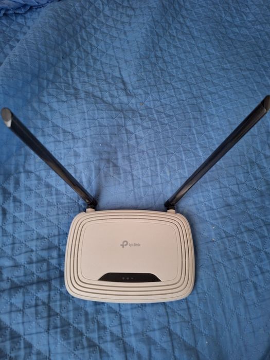 TP-Link TL-WR841N продам роутер