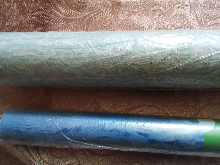 Обои, остатки, по 1 рулону