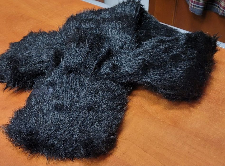 Szalik czarny, futerko sztuczne.