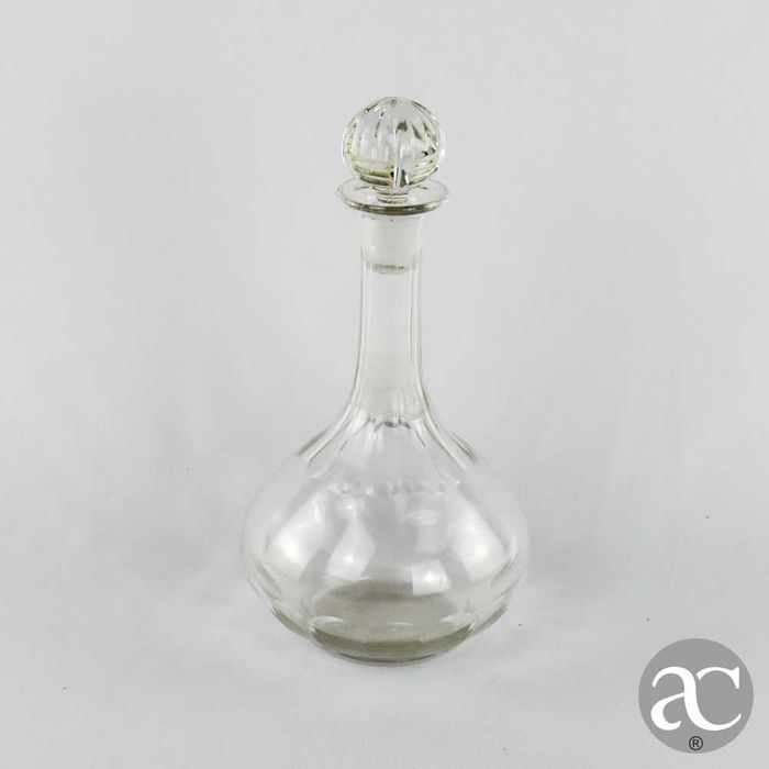 Antiga Garrafa de licor em vidro