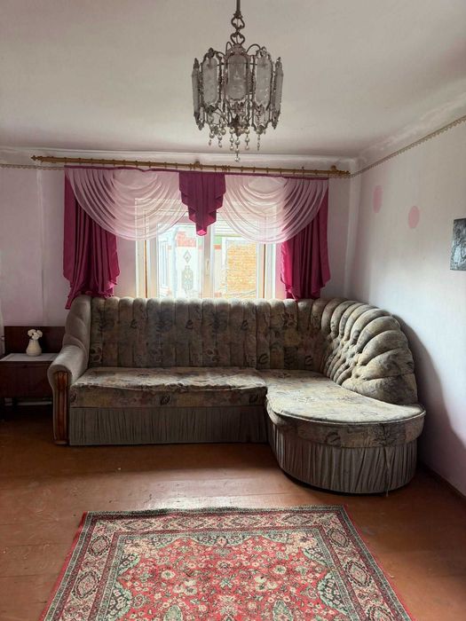 Продаж будинку у Кременці