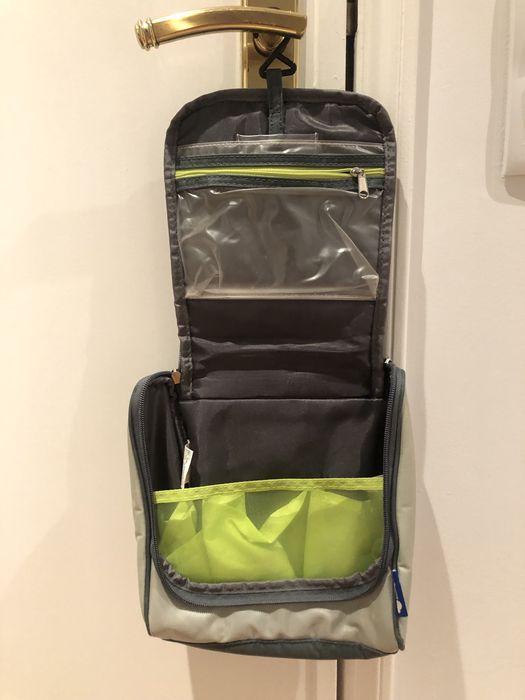 Necessaire para pendurar64409321152642121