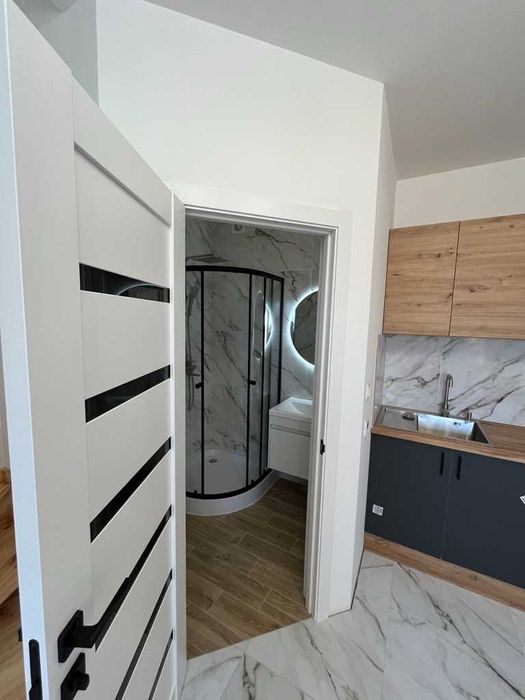 Новий будинок, ремонт 2025р, кондиціонер, тепла підлога, паркомісце.