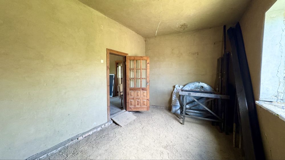 Продам будинок 115м2 в центрі смт Березна, 15 соток землі!