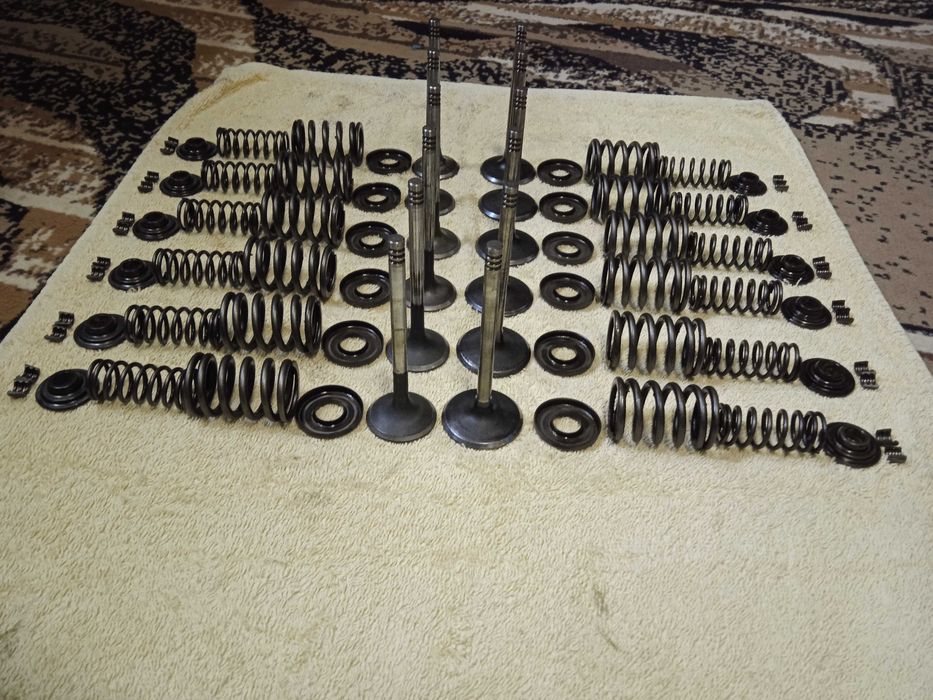 Zawory BMW 520i 12V, silnik M20B20