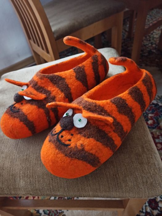 Kapcie z wełny-filcu rozm. 39