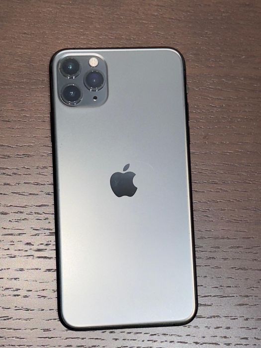 iPhone 11 Pro Max 64 GB | Excelente estado
