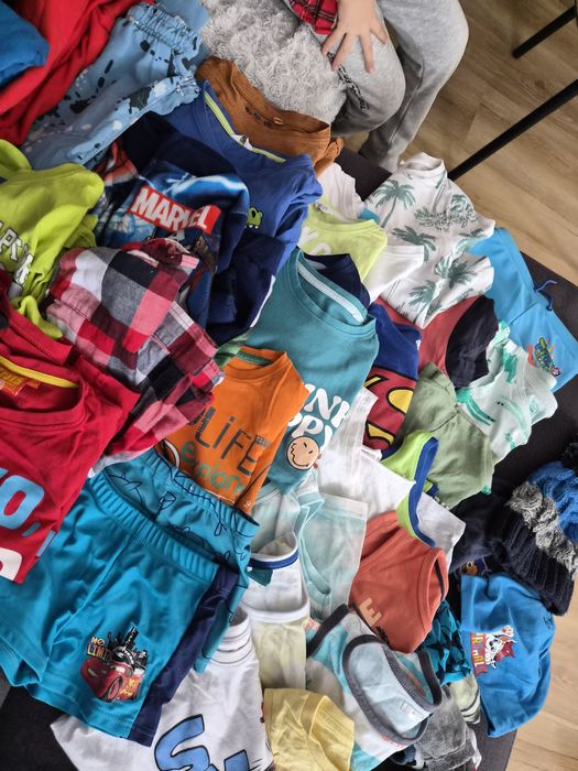 Ubranka chłopięce 110/116