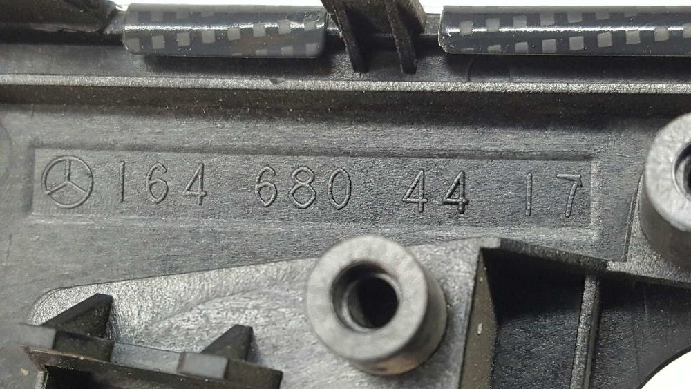 EMBELIZADOR MERCEDES CLASE M (W164) 320 / 350 CDI (164.122)