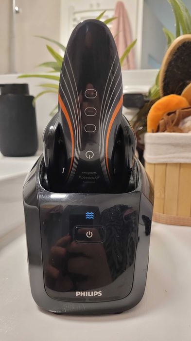 Stacja czyszcząco-ładującej Philips Jet Clean System Type RQ1006