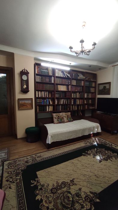Продам 2 к квартиру з АГВ на Ближньому Зарості 8808