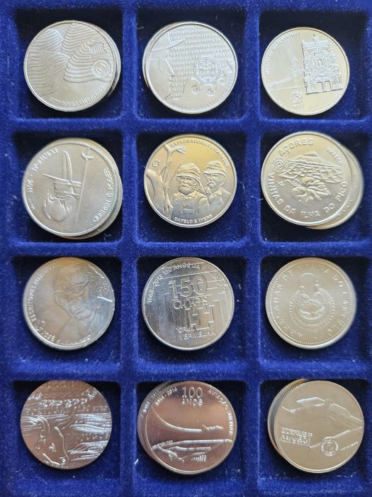 Vendo moedas Comemorativas UNC 2,5€