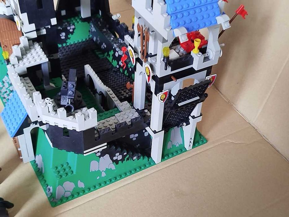 Lego 6090 Royal Knight's Castle