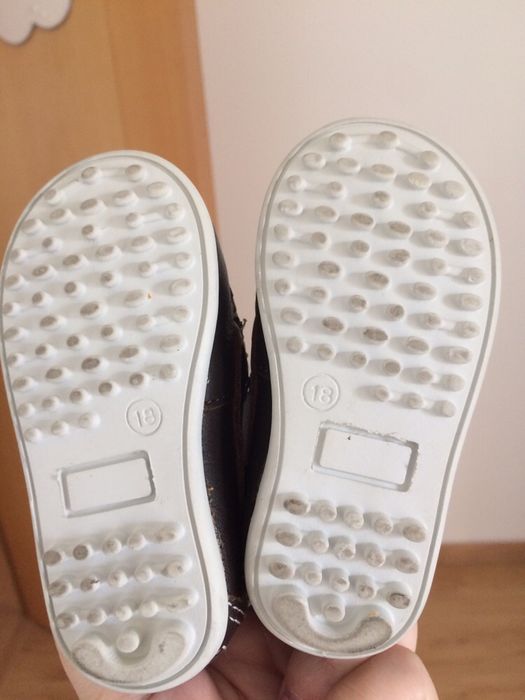Sapatos vela menino castanhos tam 19