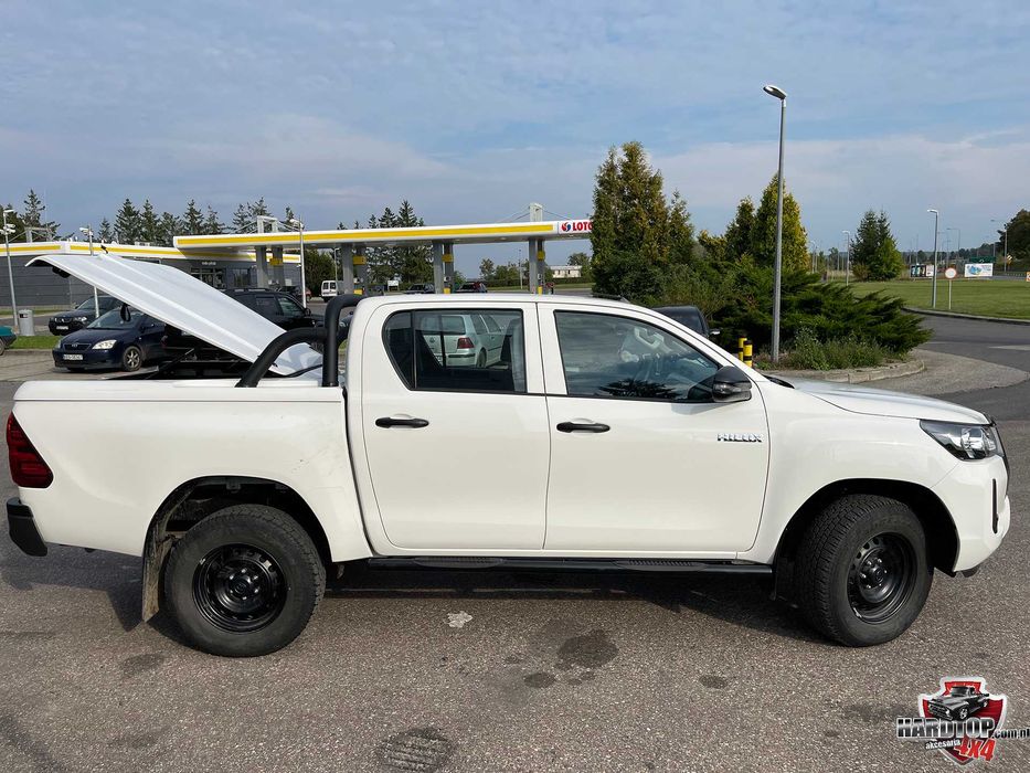 Orurowanie boczne TOYOTA HILUX, rury, progi