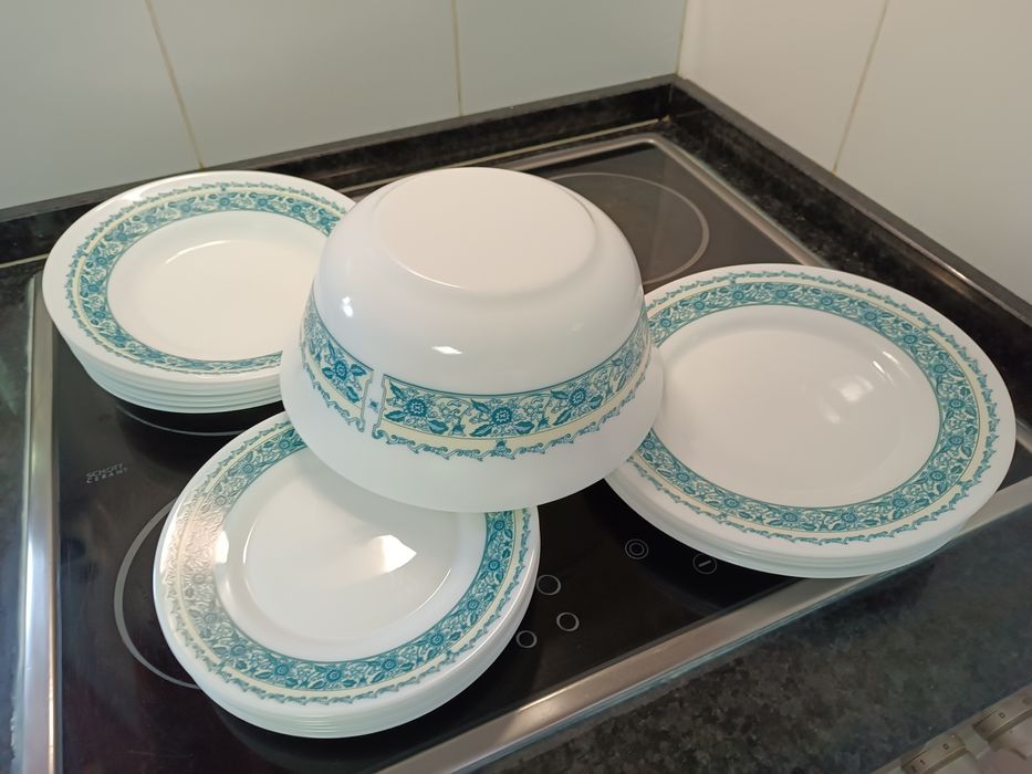 Serviço jantar como novo