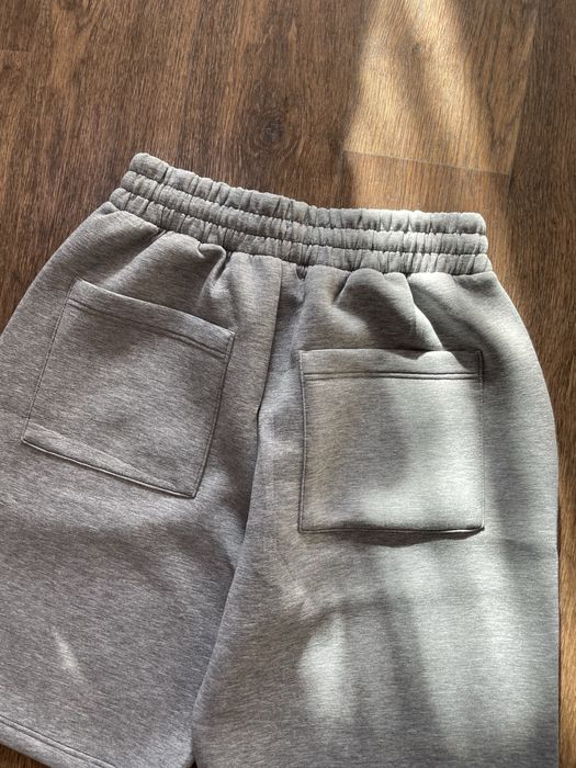 Шорти bershka grey