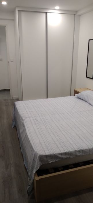 Alugo quarto todo remodelado