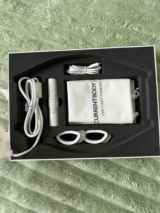 CurrentBody, 1 серія світлодіодна led маска для обличчя