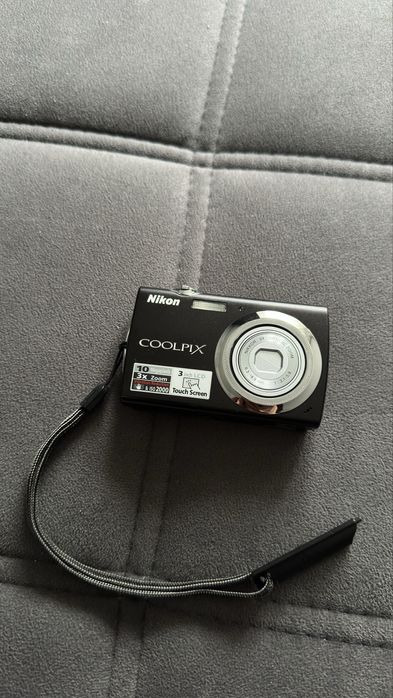 Nikon Coolpix s230