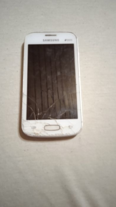 Смартфон Samsung galaxy star plus