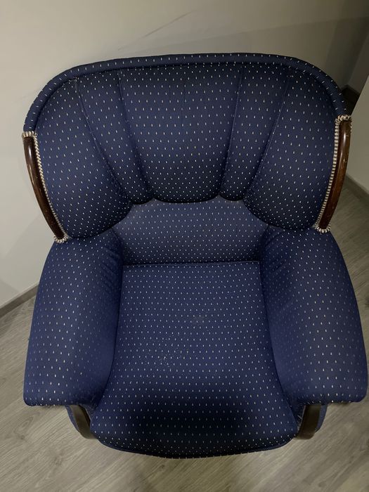 Sofá de 3 lugares + 2 poltronas