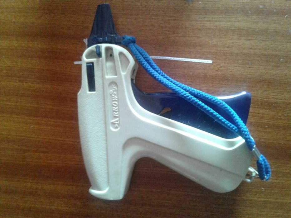 Pistola de etiquetar sem agulha + pinos