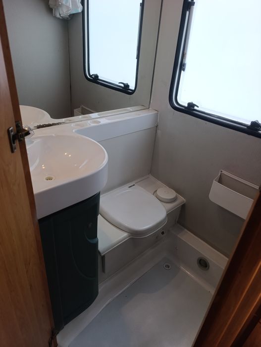 Autocaravana capuccino knaus motor 2.8idtd