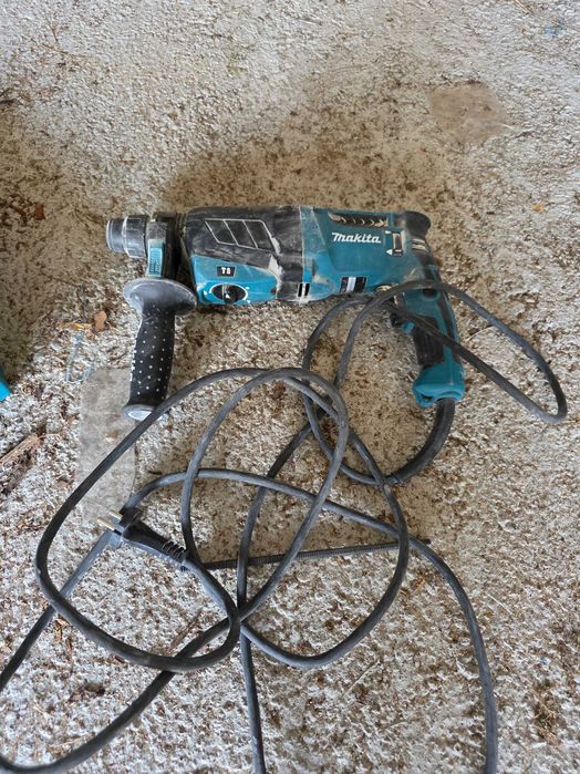 Młotowiertarka Makita HR2630 800 W