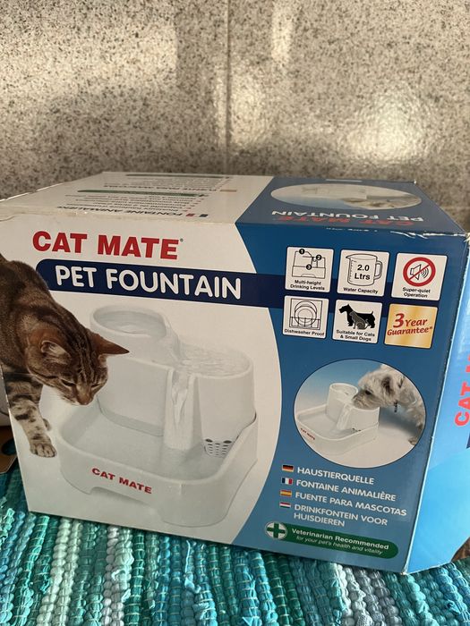 Bebedouro fonte animais gato cão Cat Mate 2 litros