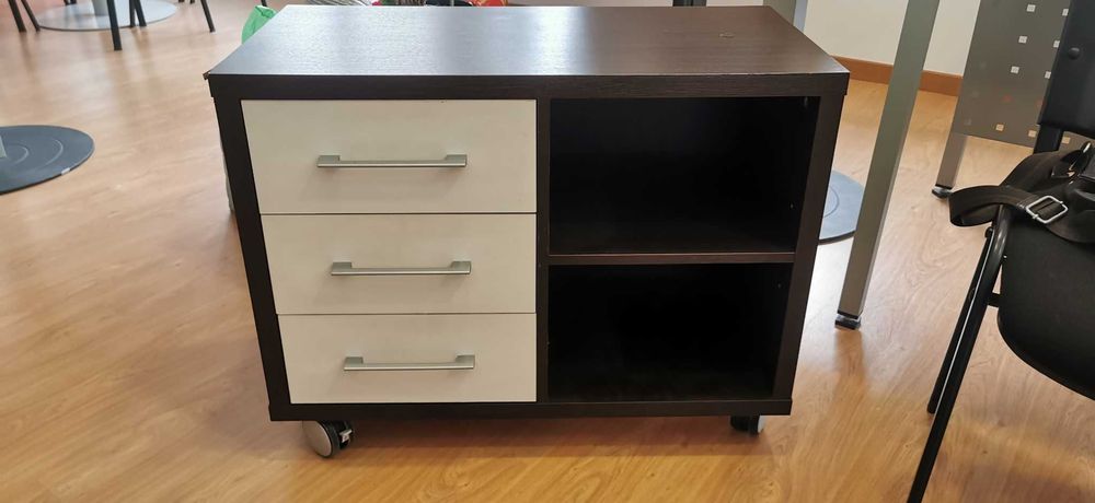 MOBILIÁRIO DE ESCRITÓRIO DIVERSO