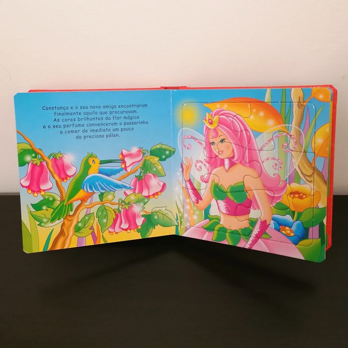 Livro com 6 puzzles Fada