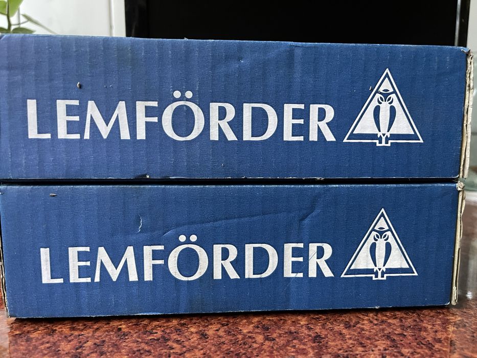 Сайлентблок подвески LEMFORDER 37665 01