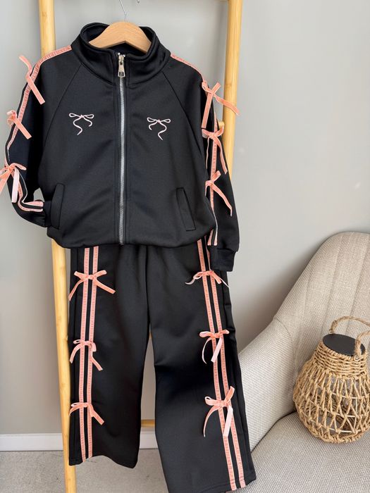 Одяг на дівчинку / хлопчика / джинси / Курточка / костюм на дівчинку