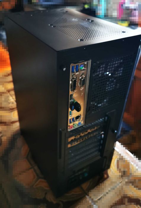 Computador gaming, práticamente novo