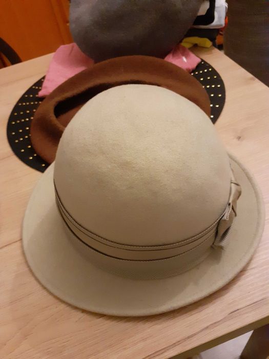 Kapelusz filcowy .Damski