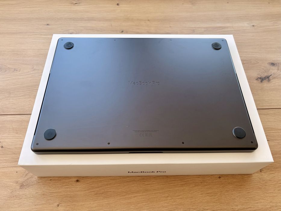 MacBook Pro M4 Pro 16” – 24GB RAM 512GB SSD
