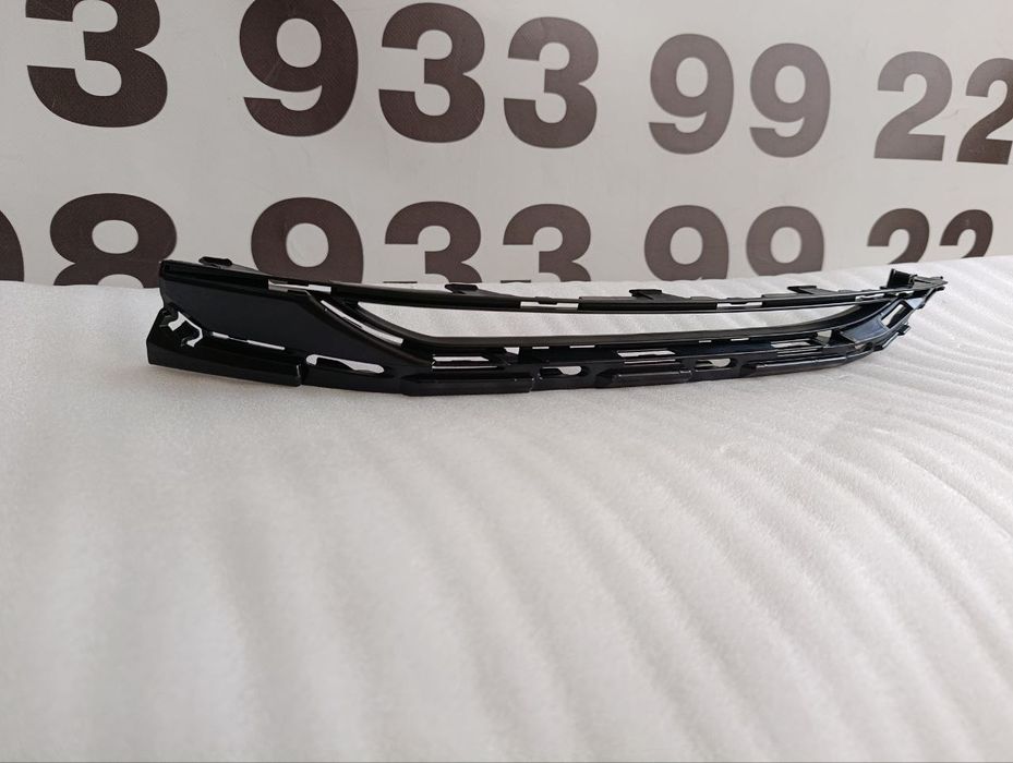 Повітропровід правий внутрішній (S LIne) AUDI Q7 2020-23