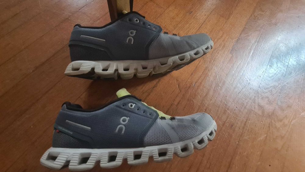 Sapatilhas de corrida - on running cloud 5