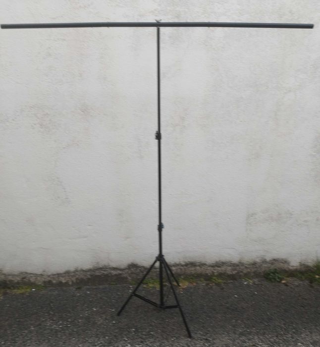 Tripé Multiusos Novo