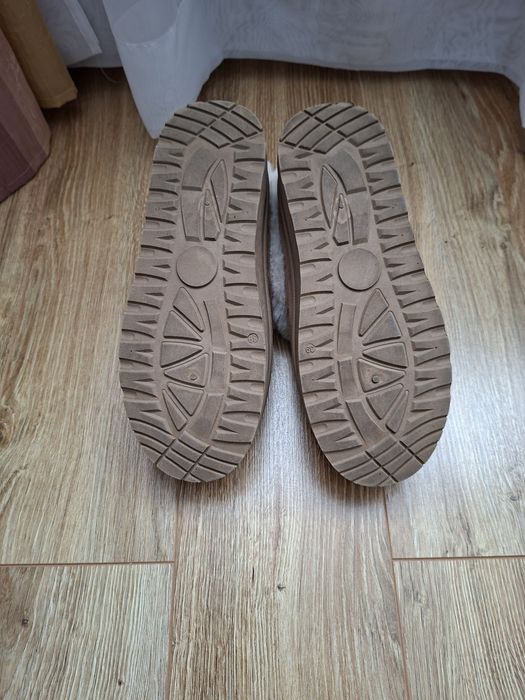 Zimowe botki buty z puszkiem 39