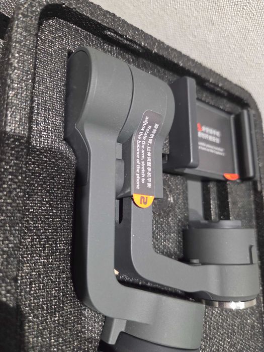 Стабілізатор Baseus Control Smartphone Handheld Gimbal 3-х вісний