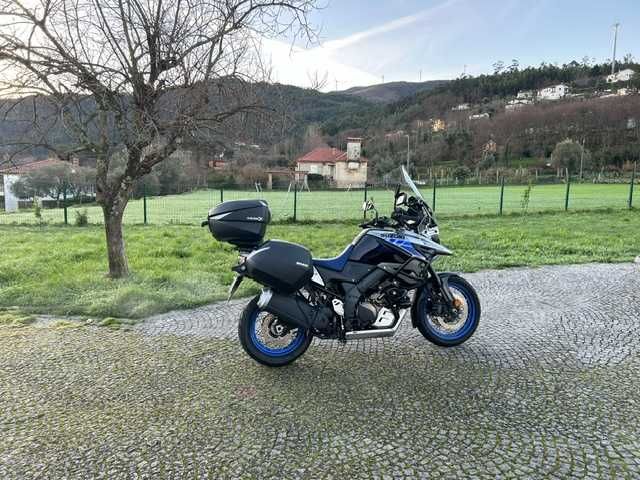 SUZUKI vstrom- 1050