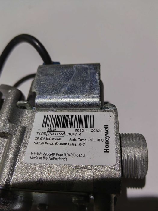 Zawór gazowy VK4115v do pieca
