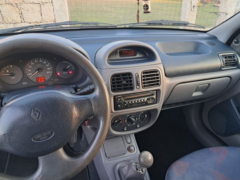 Renault clio 1.9 d