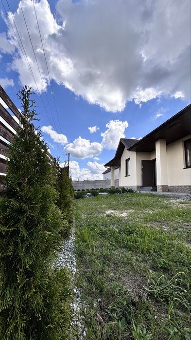 Будинок майже в Ірпені