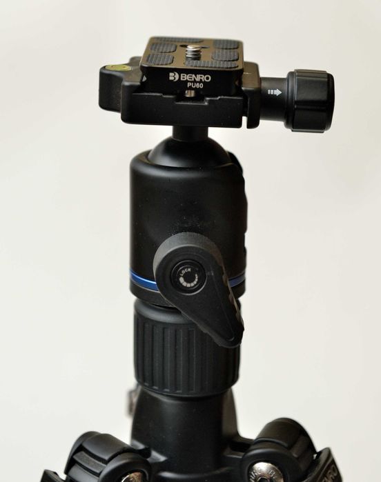 Продам  штатив Benro iTrip25 kit